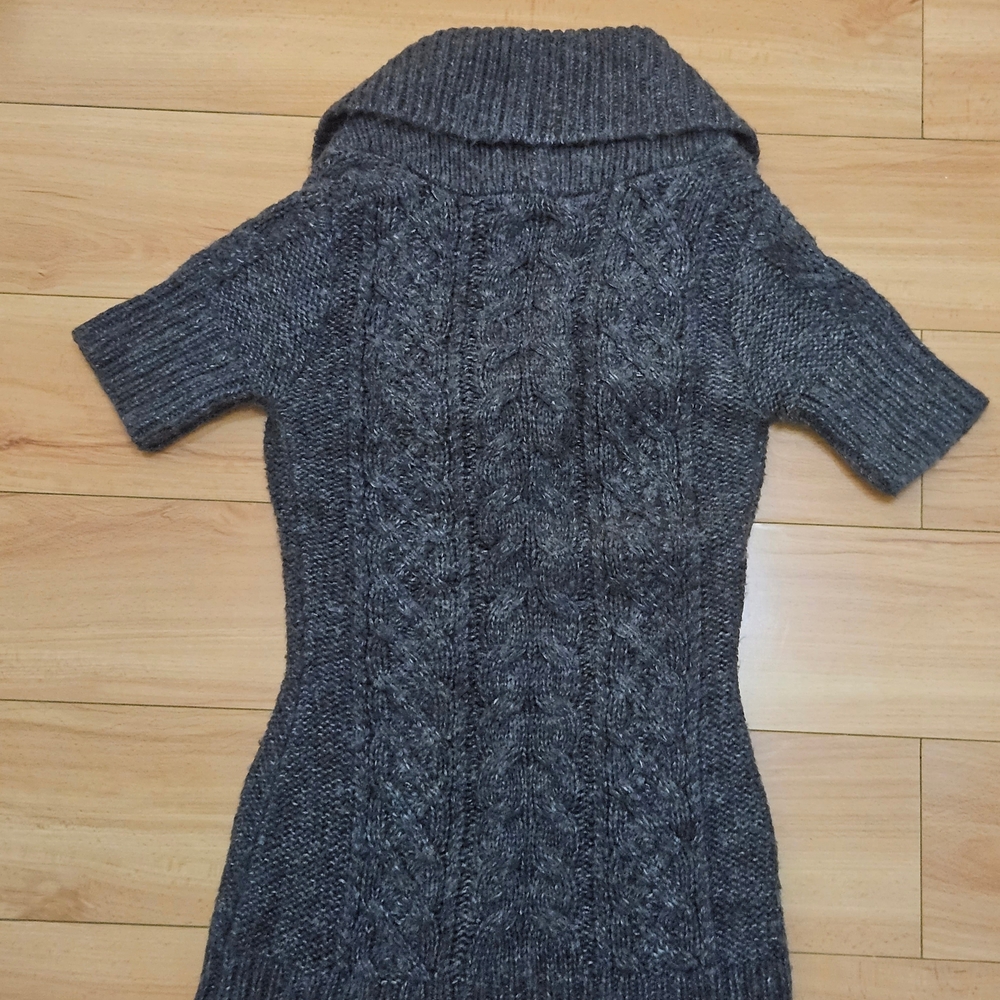 Gray Cable Knit Sweater - Picture 2 of 3